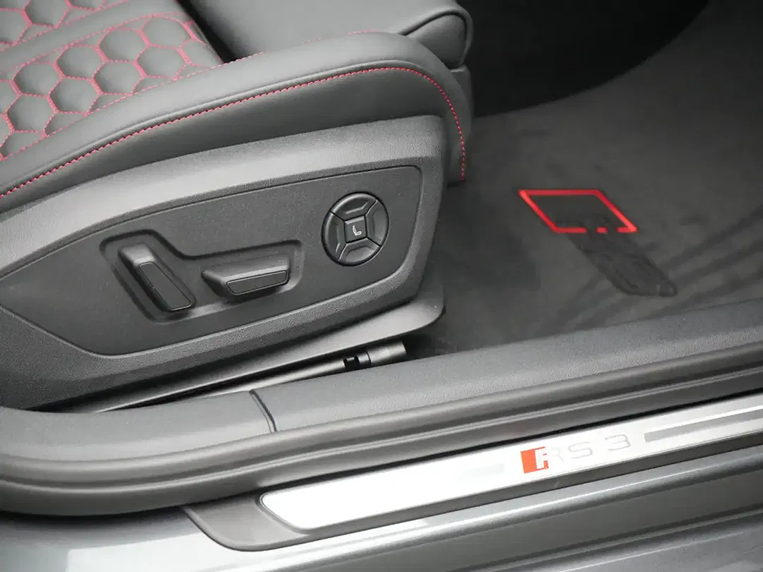 Audi RS3 - Thumbnail 10