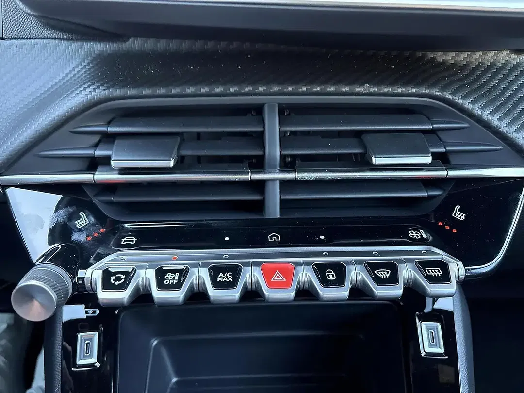 Peugeot 2008 - Thumbnail 14