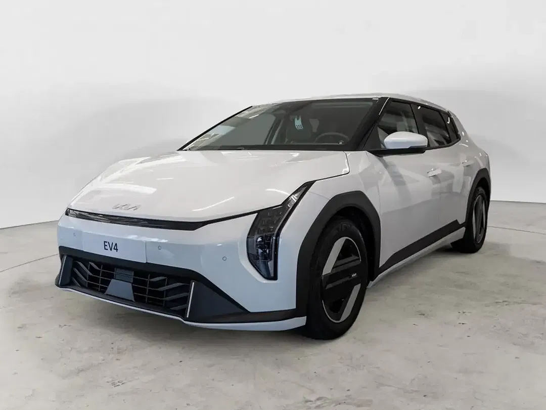 Kia EV4 - Thumbnail 2