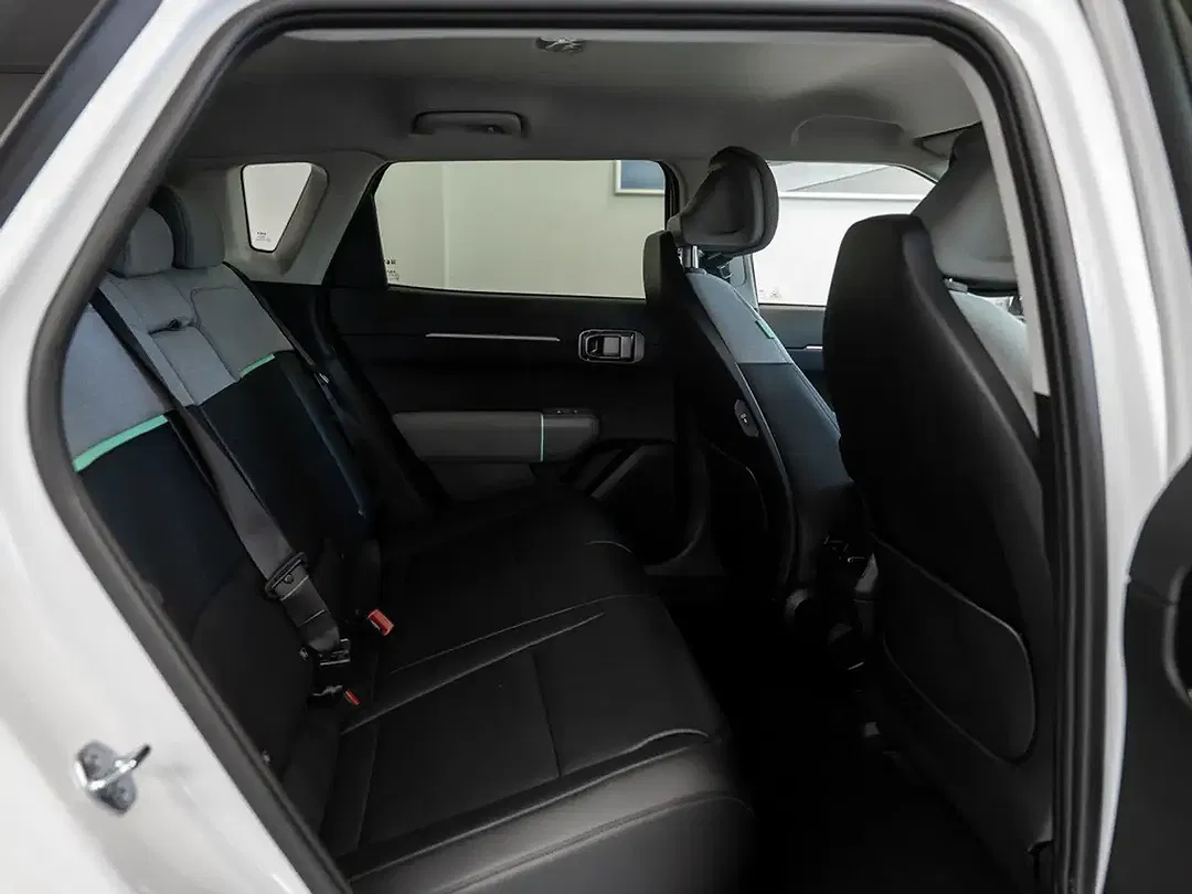 Kia EV4 - Thumbnail 9