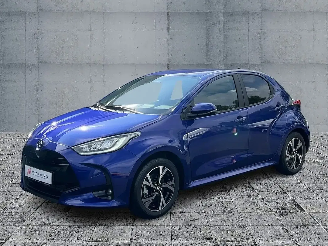 Toyota Yaris - Thumbnail 2