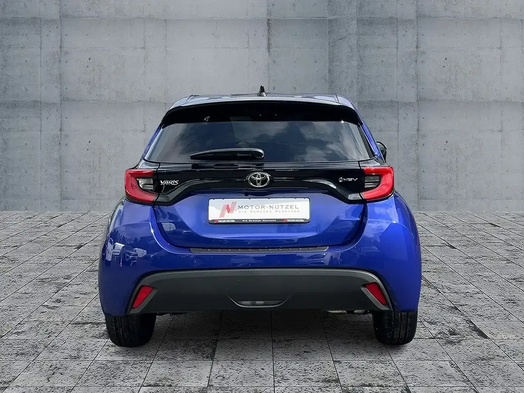 Toyota Yaris - Thumbnail 5