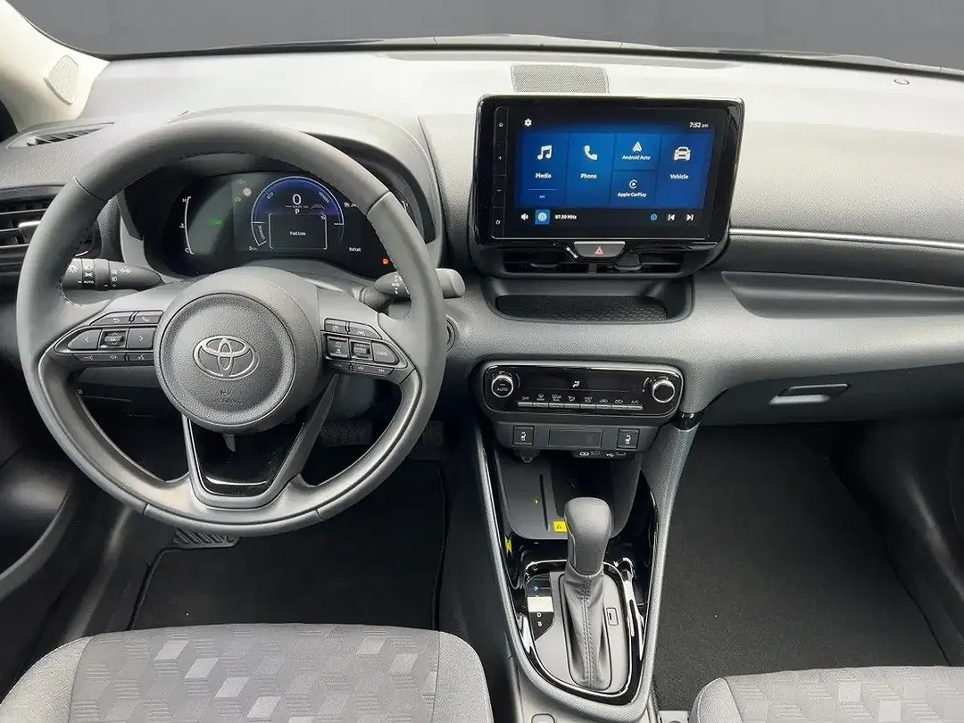Toyota Yaris - Thumbnail 9