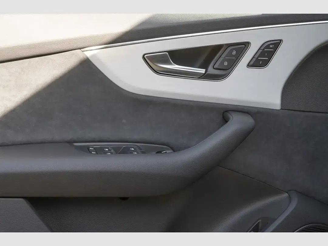 Audi Q7 - Thumbnail 15