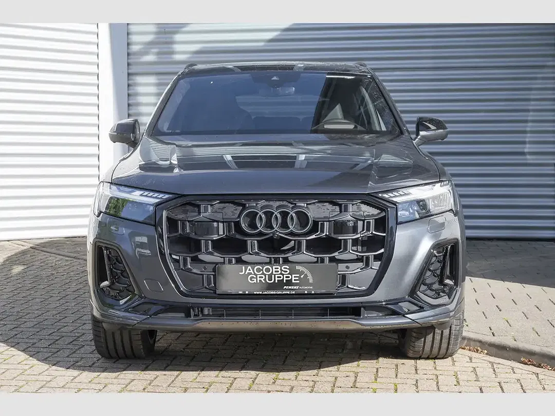 Audi Q7 - Thumbnail 2