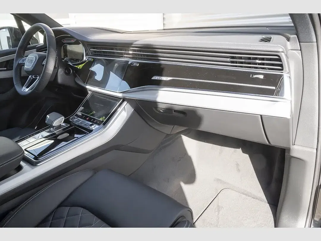 Audi Q7 - Thumbnail 8