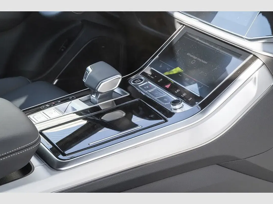 Audi Q7 - Thumbnail 9