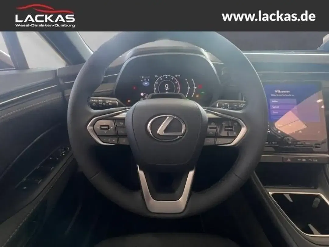 Lexus LBX - Thumbnail 14