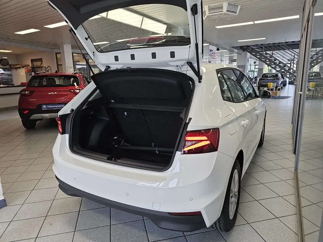Skoda Fabia - Thumbnail 3