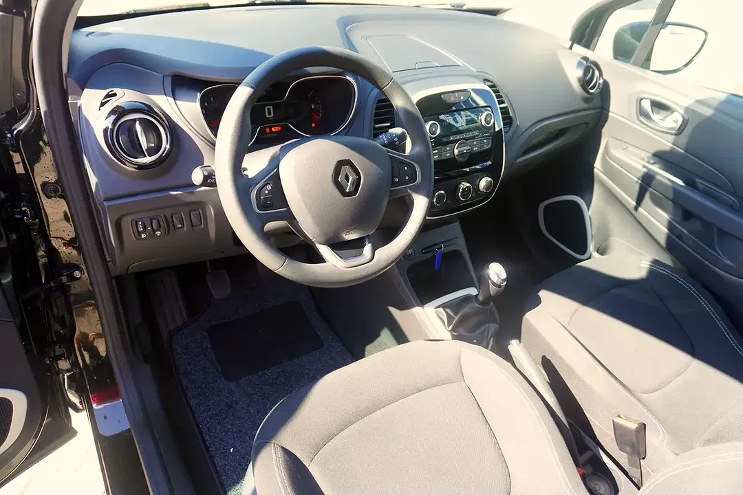 Renault Captur - Thumbnail 9