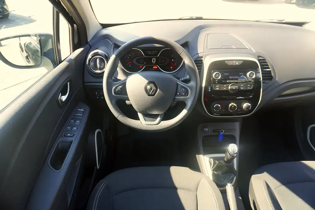 Renault Captur - Thumbnail 11