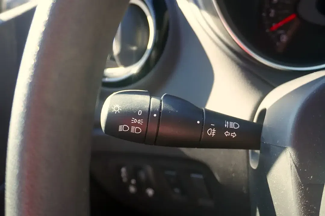 Renault Captur - Thumbnail 12