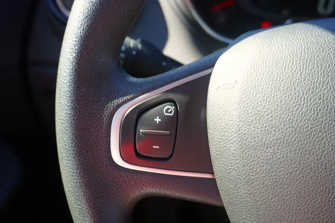 Renault Captur - Thumbnail 13