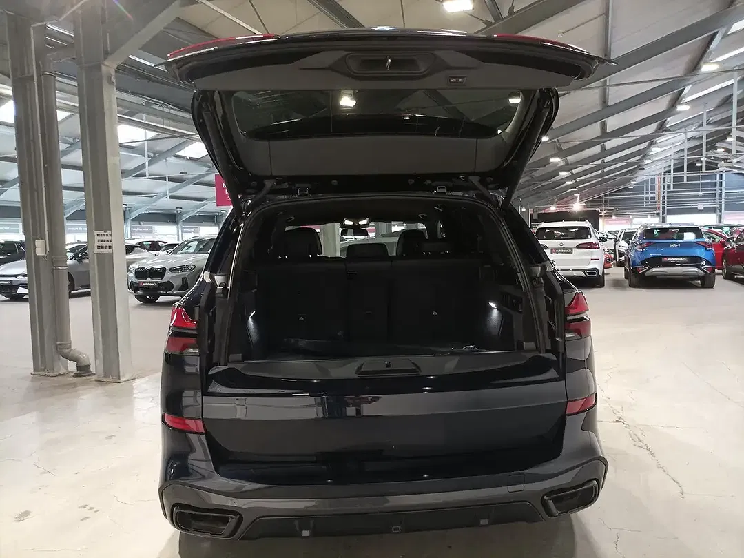 BMW X5 - Thumbnail 6