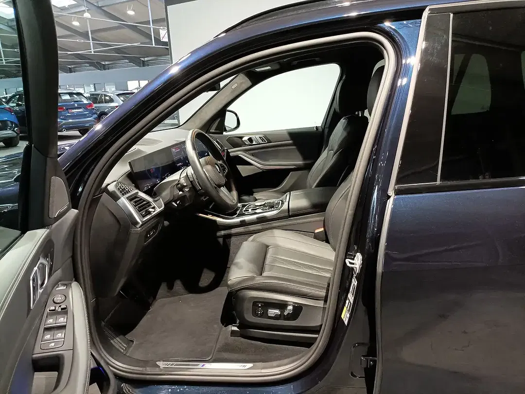 BMW X5 - Thumbnail 8