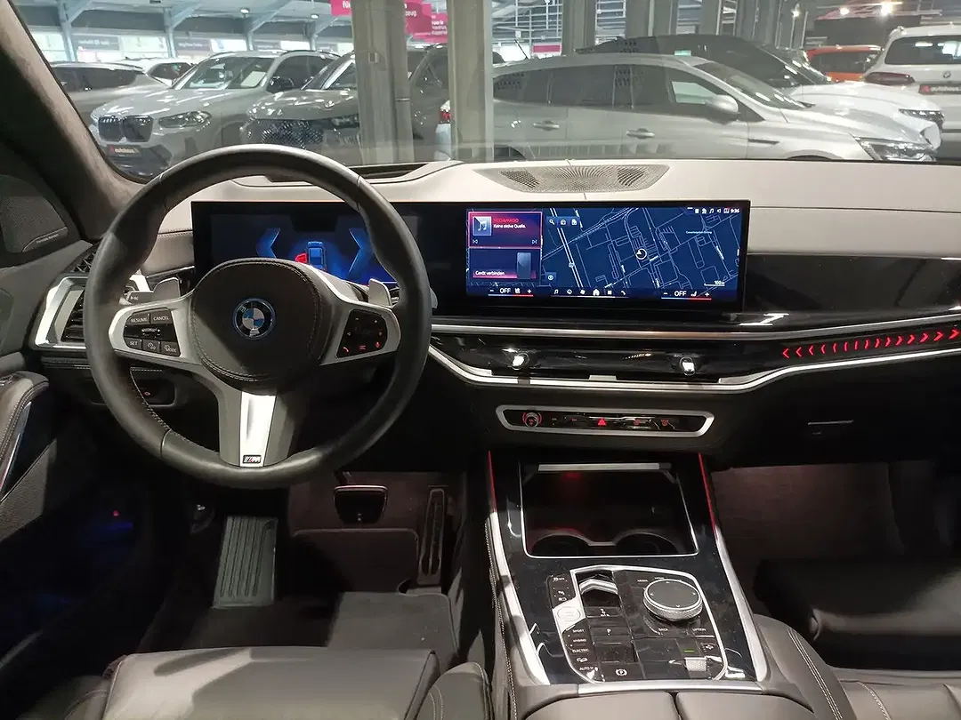 BMW X5 - Thumbnail 9