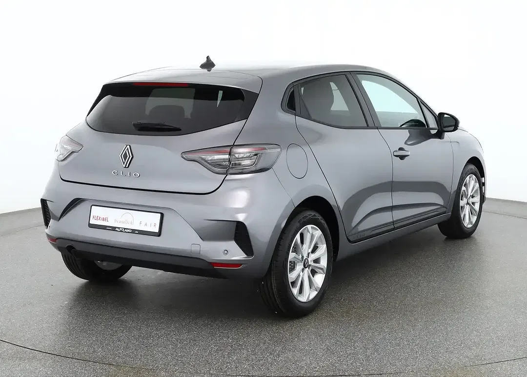 Renault Clio - Thumbnail 4