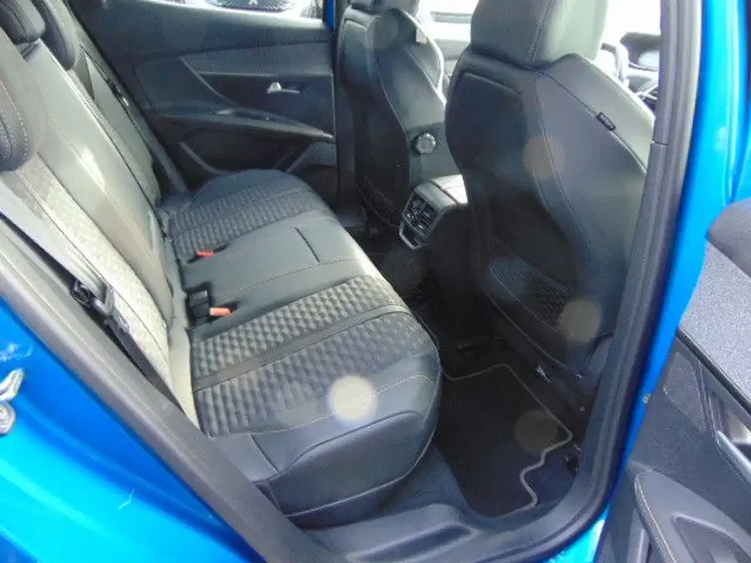 Peugeot 2008 - Thumbnail 10