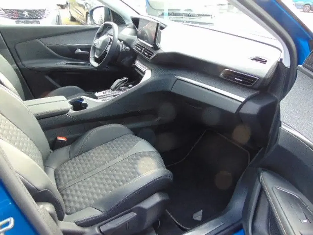 Peugeot 2008 - Thumbnail 9