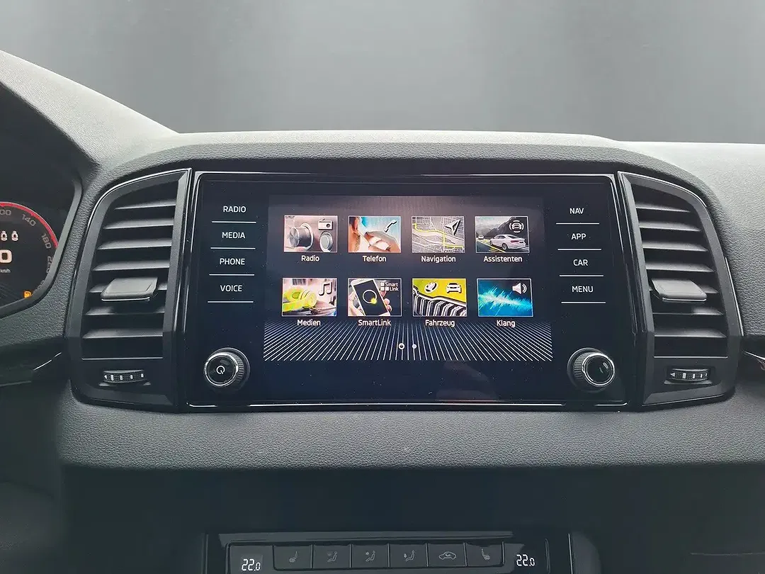 Skoda Karoq - Thumbnail 10