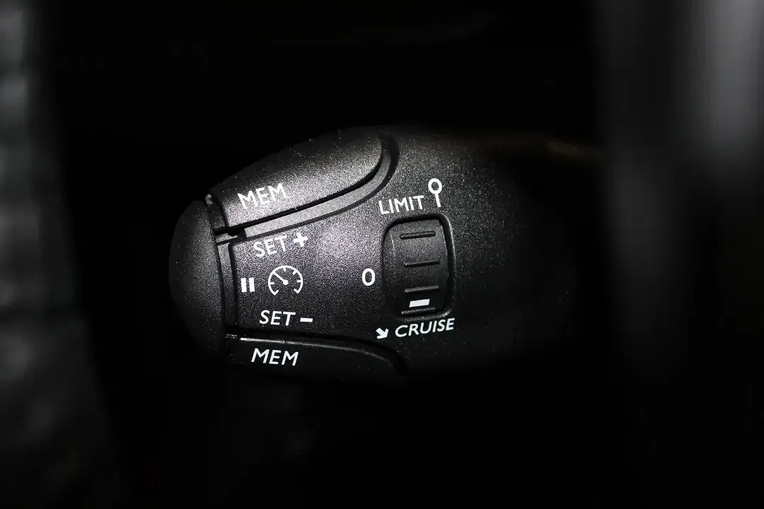 Peugeot 2008 - Thumbnail 12