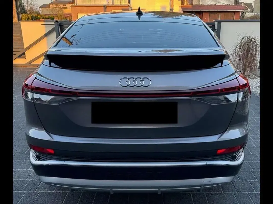 Audi Q4 e-tron - Thumbnail 10