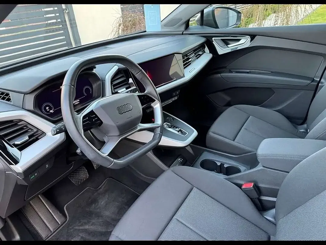Audi Q4 e-tron - Thumbnail 12