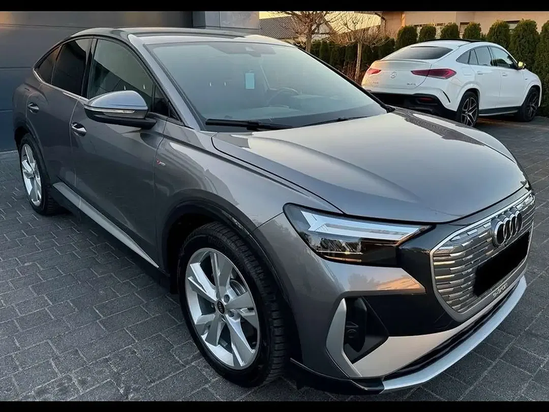 Audi Q4 e-tron - Thumbnail 2