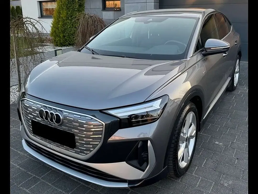 Audi Q4 e-tron - Thumbnail 3