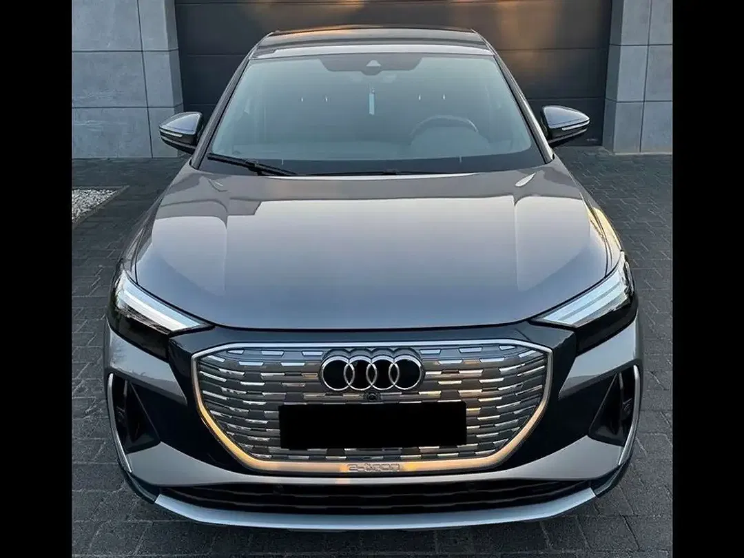 Audi Q4 e-tron - Thumbnail 4