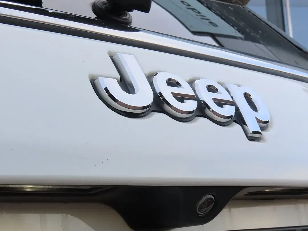 Jeep Compass - Thumbnail 13