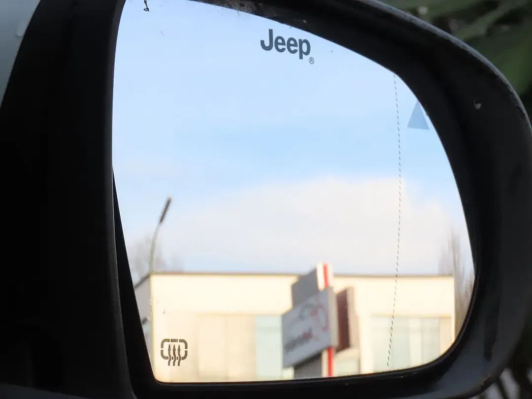 Jeep Compass - Thumbnail 14