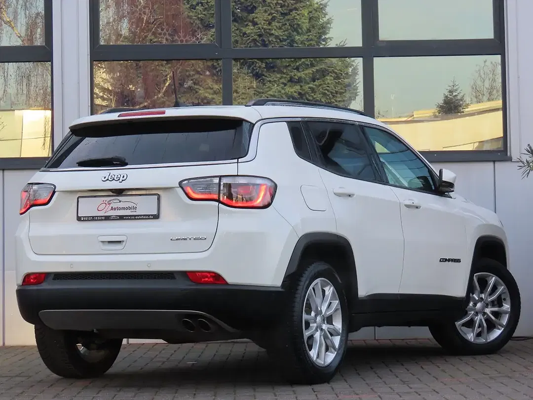 Jeep Compass - Thumbnail 5