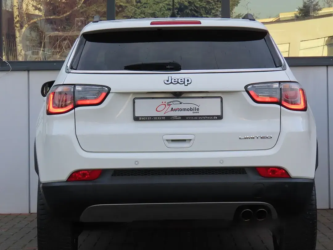 Jeep Compass - Thumbnail 6