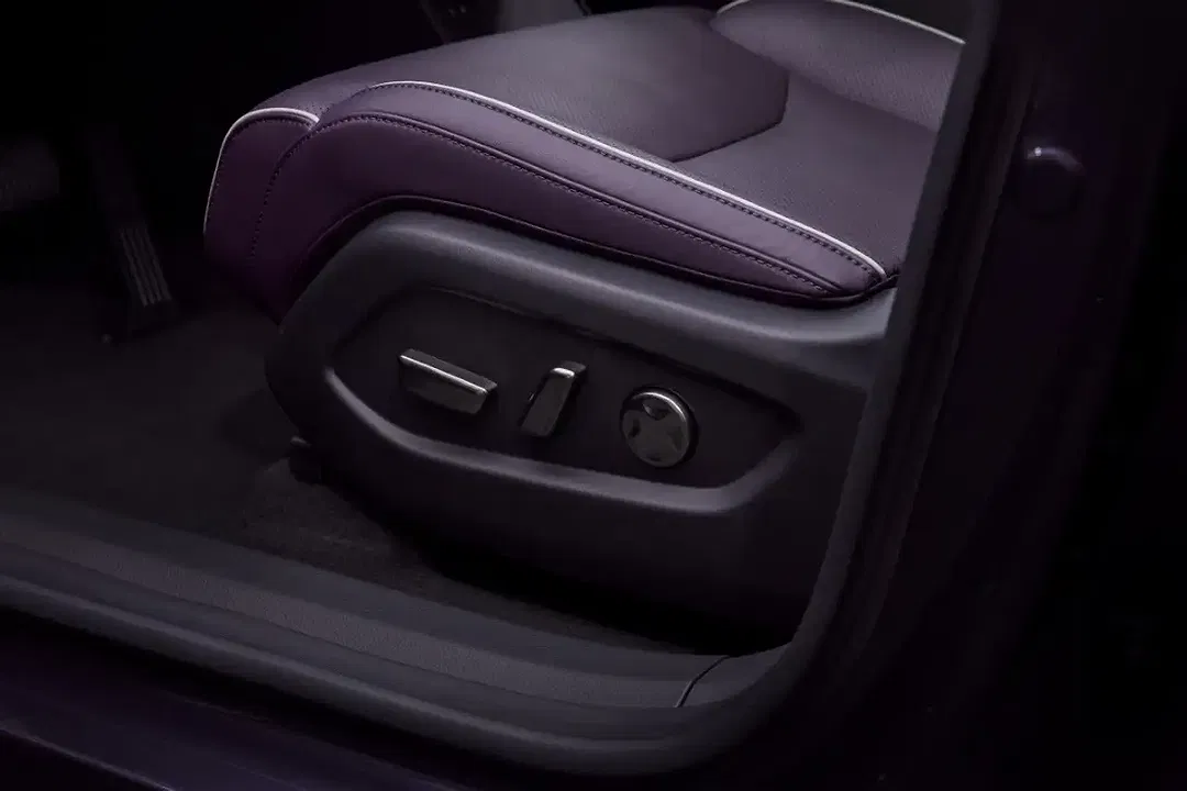 Mazda CX-6e - Thumbnail 15