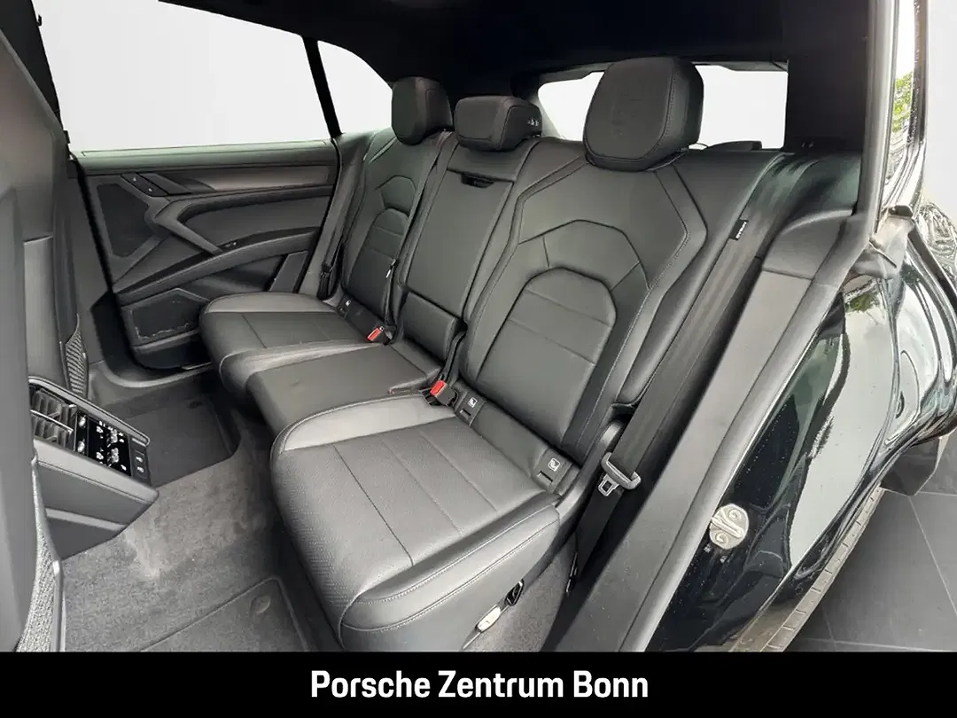 Porsche Cayenne - Thumbnail 13