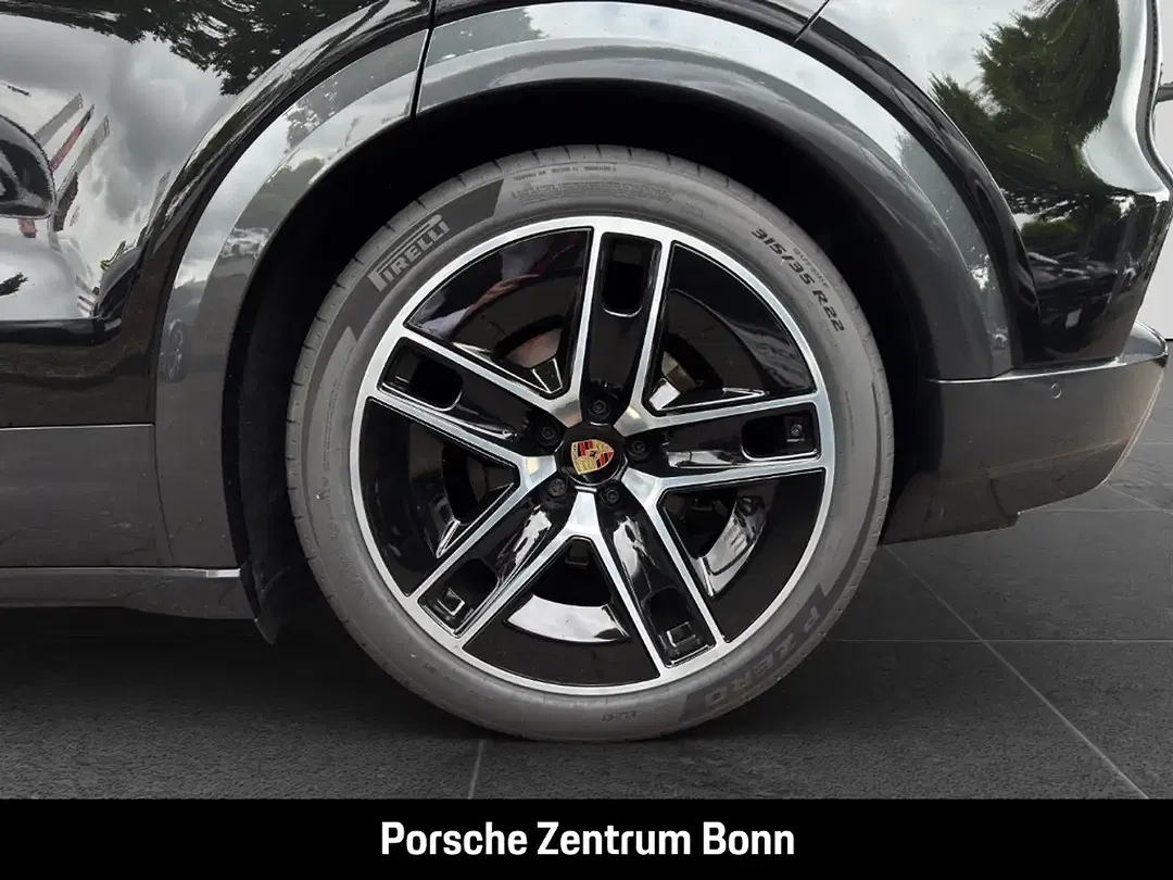 Porsche Cayenne - Thumbnail 25