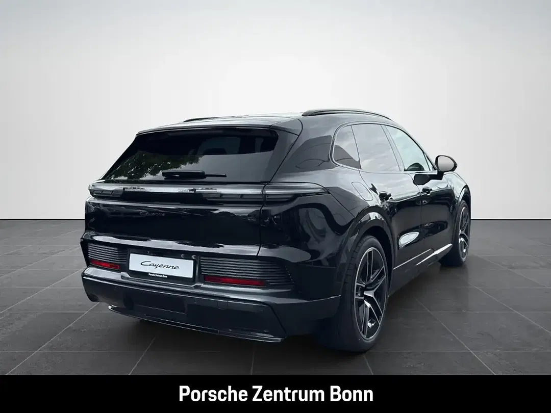 Porsche Cayenne - Thumbnail 5