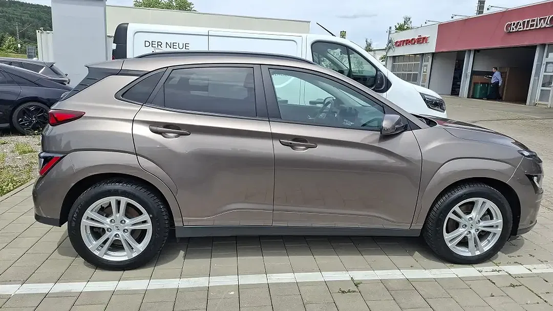 Hyundai KONA - Thumbnail 4