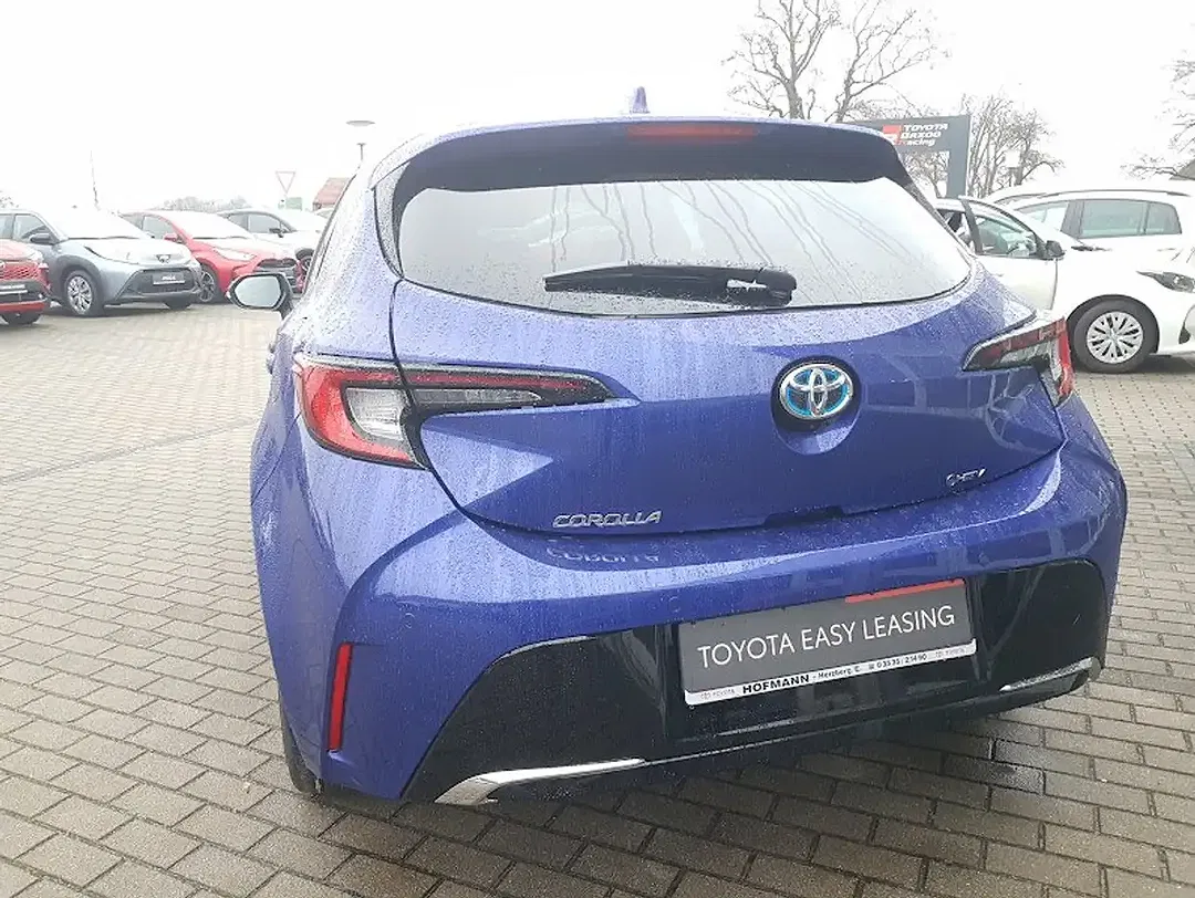Toyota Corolla - Thumbnail 5