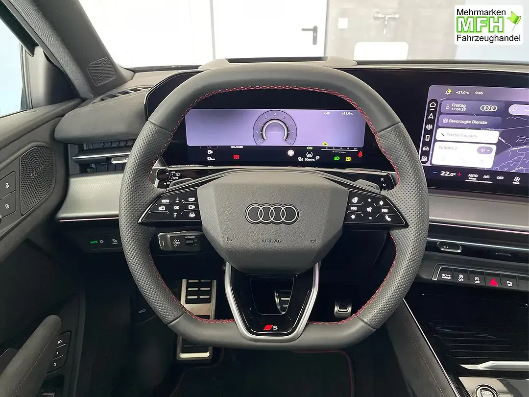 Audi Q3 - Thumbnail 8