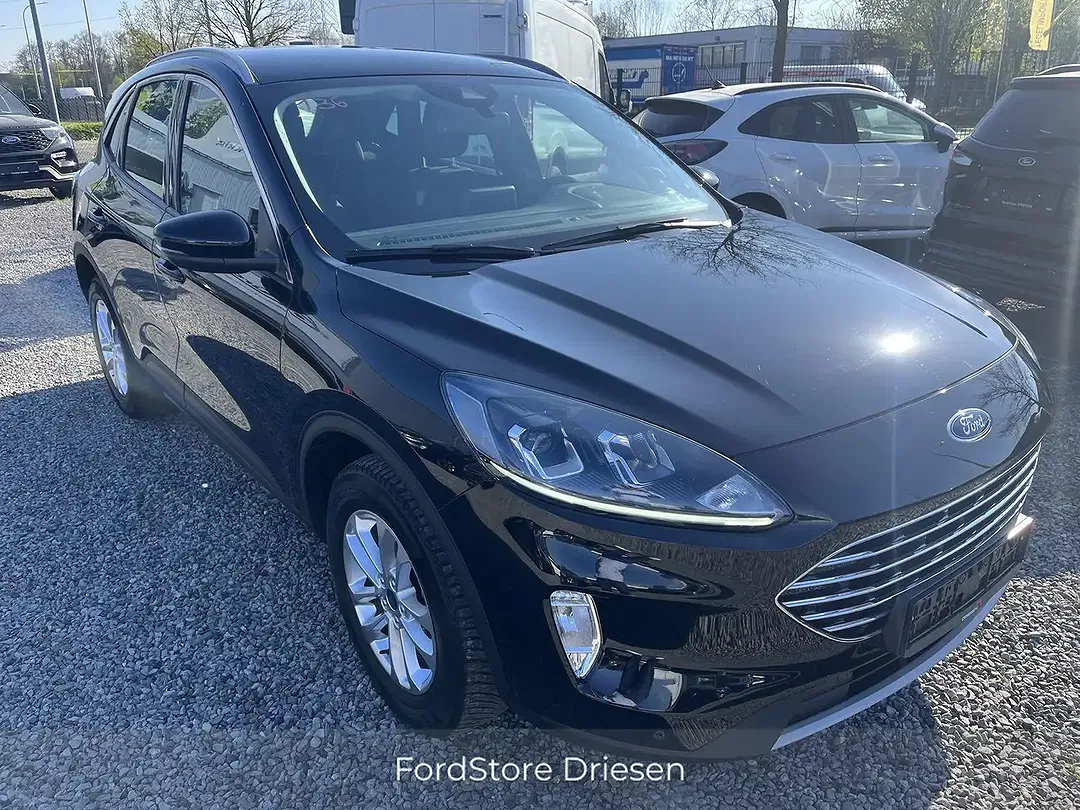 Ford Kuga - Thumbnail 2