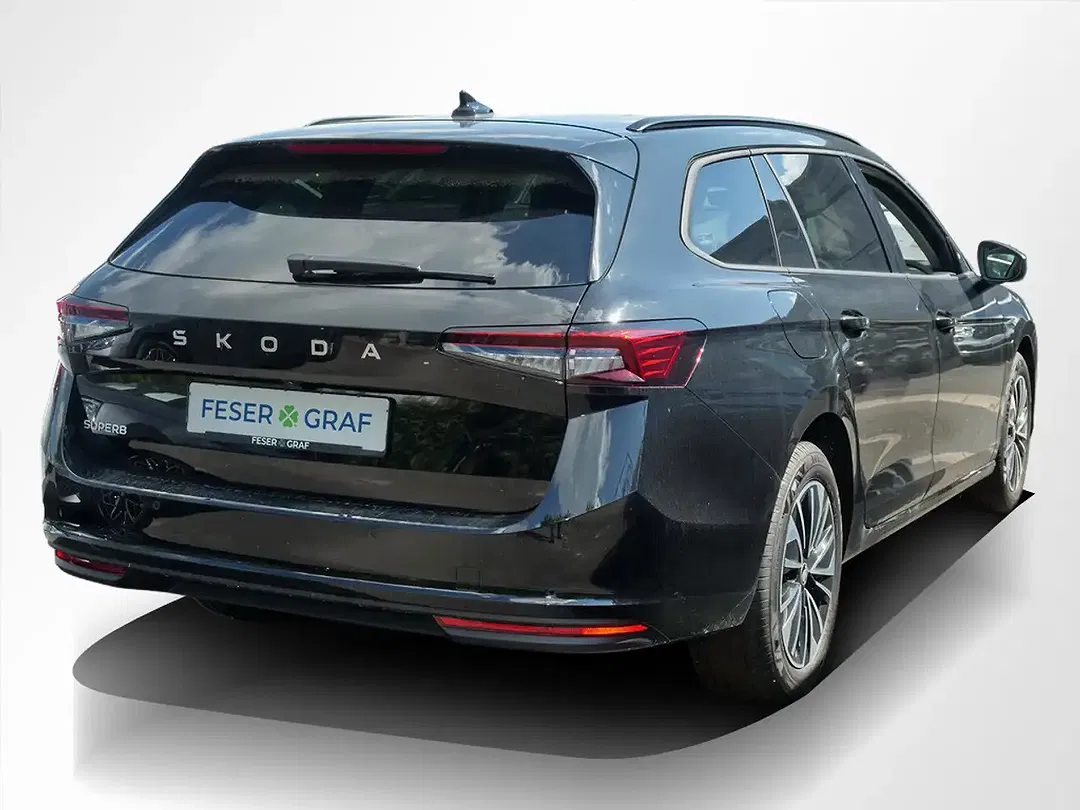 Skoda Superb - Thumbnail 2