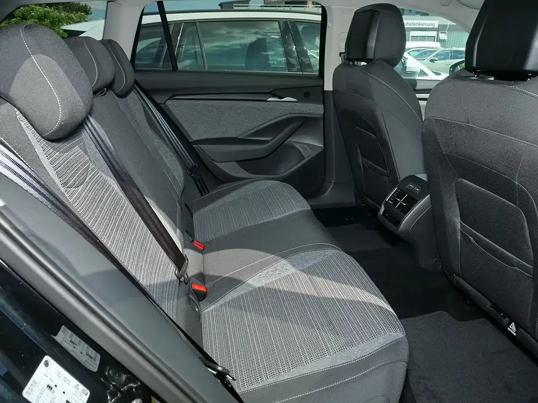 Skoda Superb - Thumbnail 5