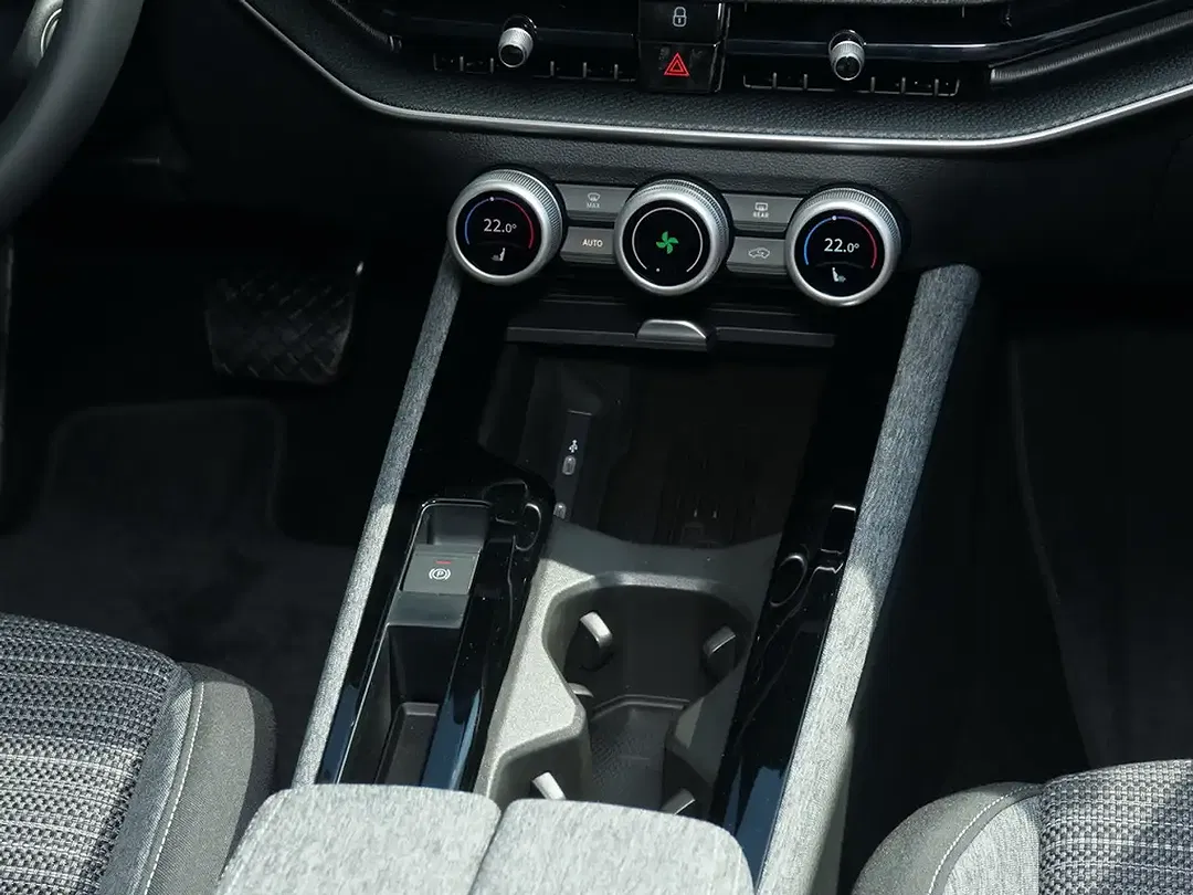 Skoda Superb - Thumbnail 8