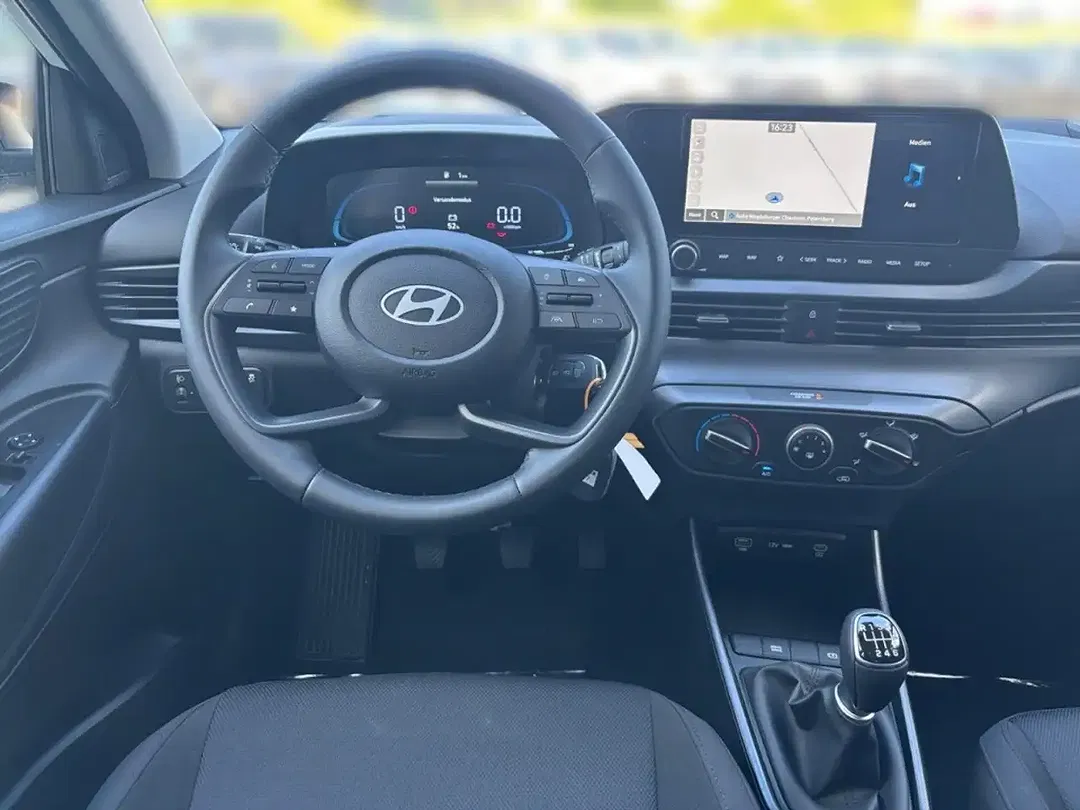 Hyundai i20 - Thumbnail 10