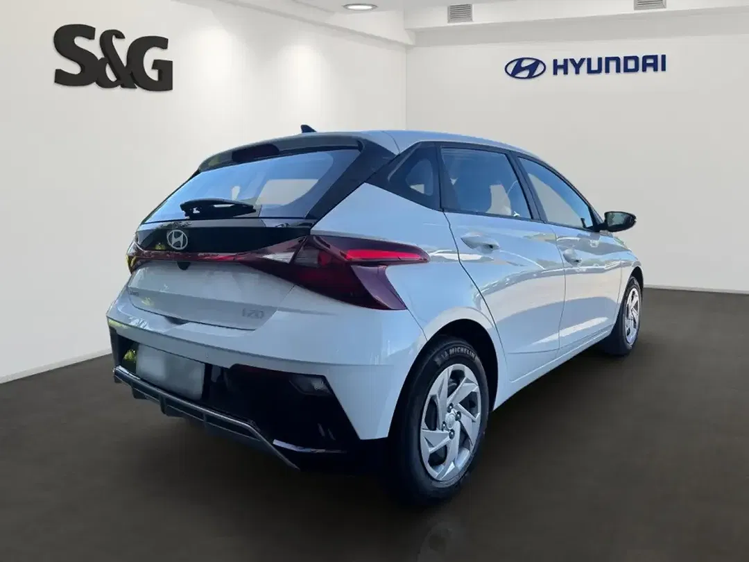 Hyundai i20 - Thumbnail 3