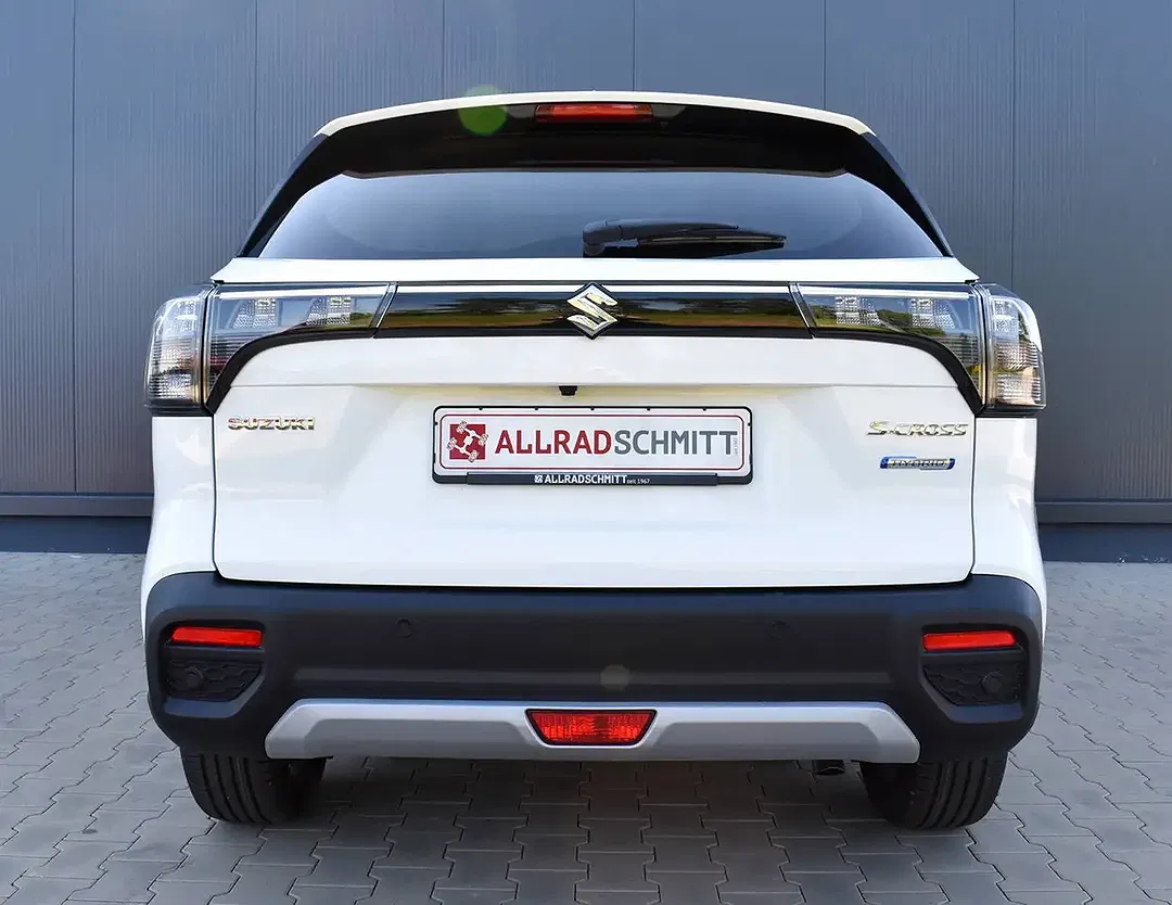 Suzuki S-Cross - Thumbnail 4
