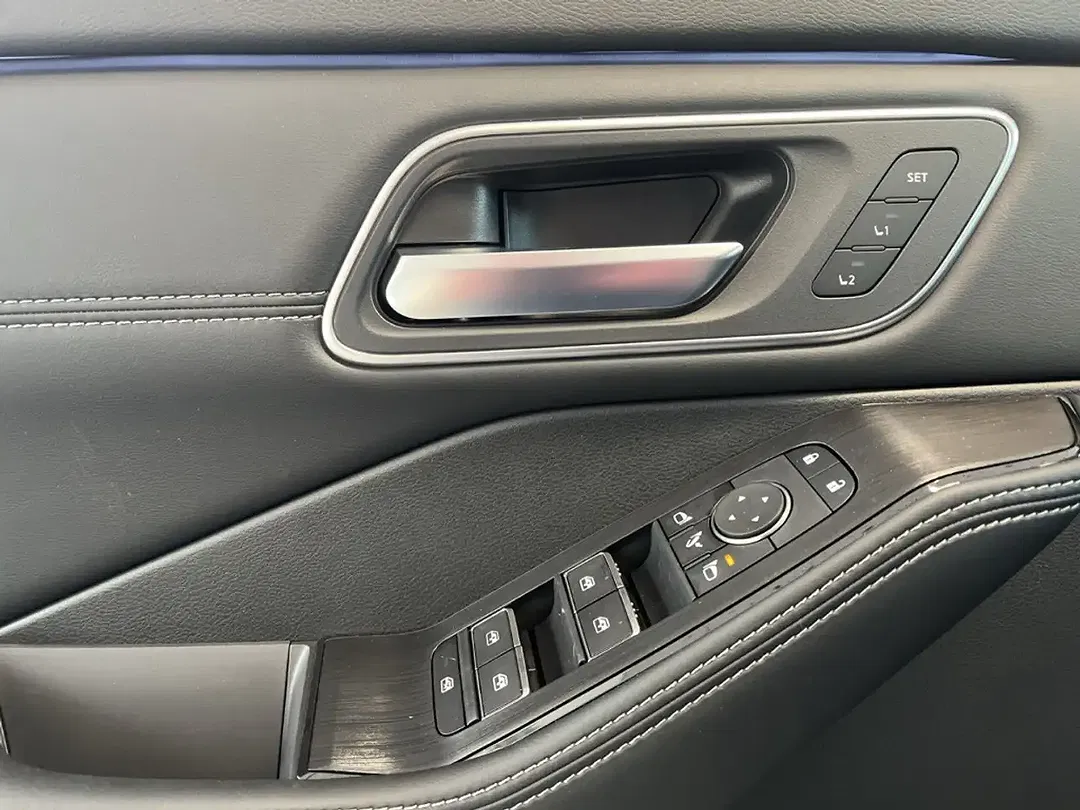 Nissan X-Trail - Thumbnail 10