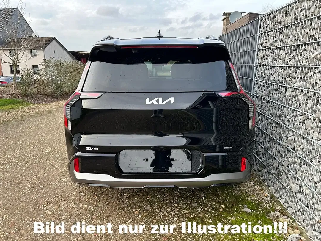 Kia EV9 - Thumbnail 5